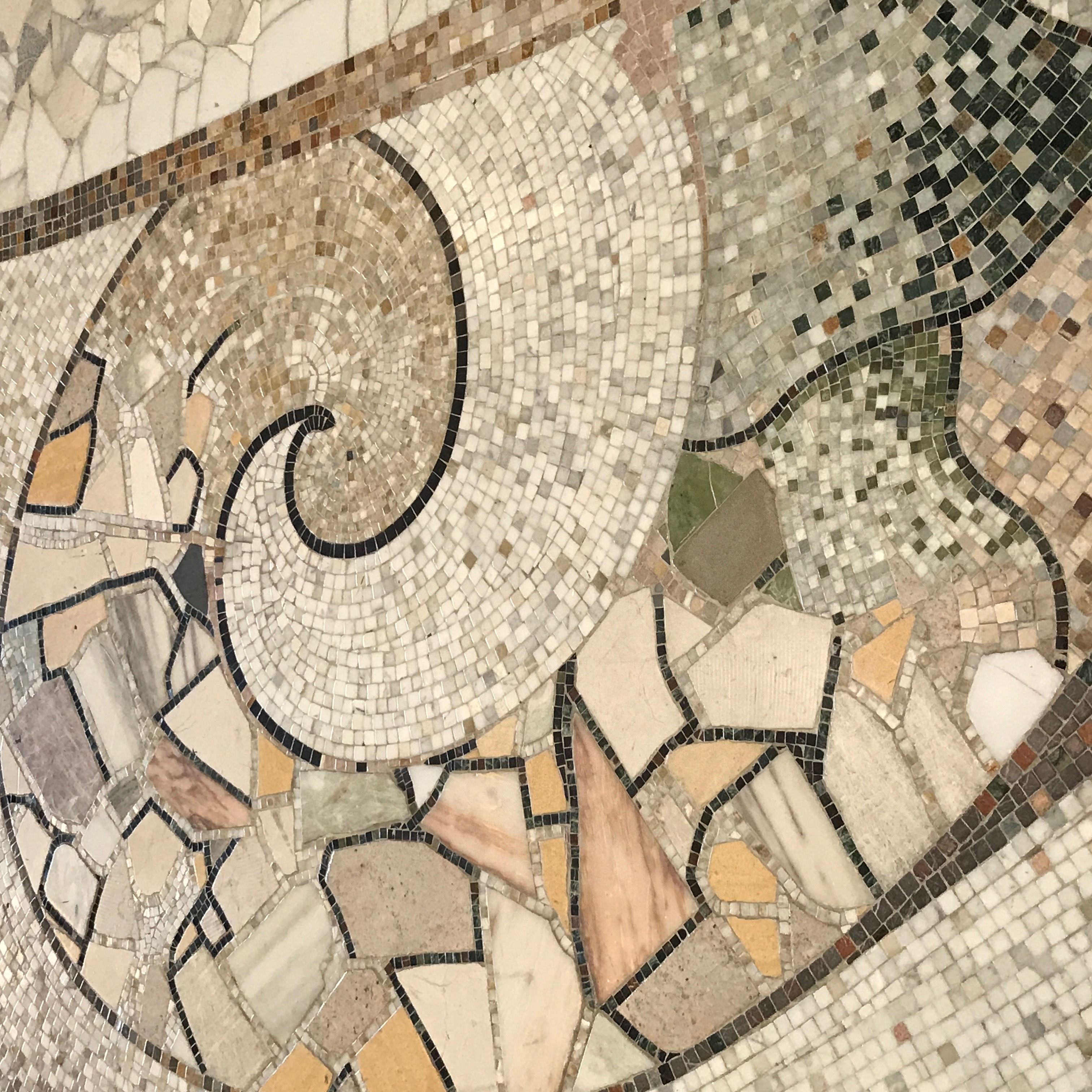 039 'Trialogue Fragment' Mosaic